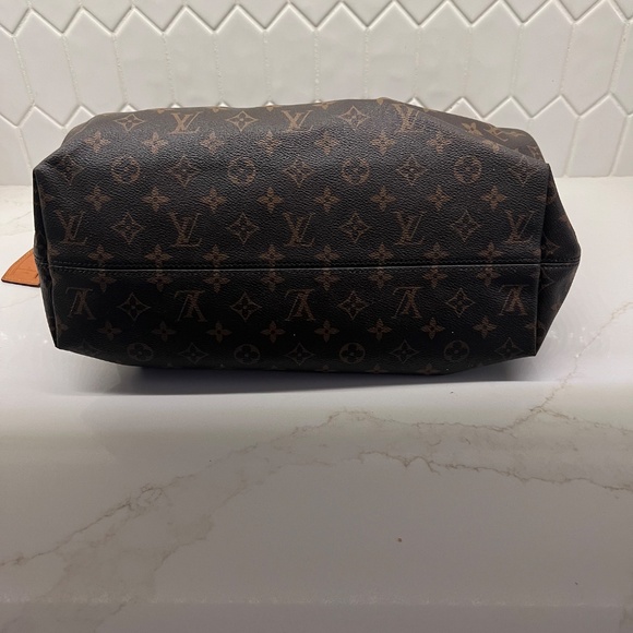 LV Graceful PM - Picture 5 of 11